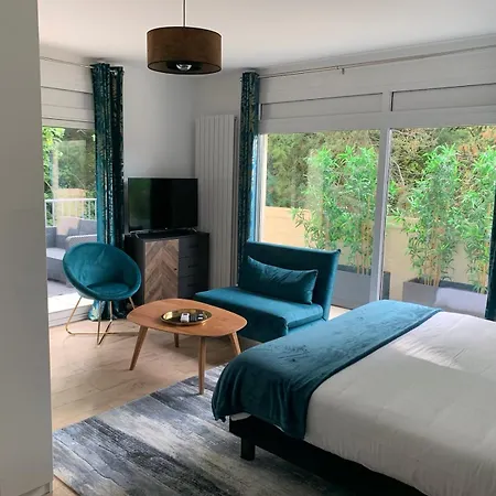 Appartement Chic, Climatisation Et Piscine
