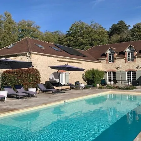 Appartement Chic, Climatisation Et Piscine * Ormoy-la-Riviere